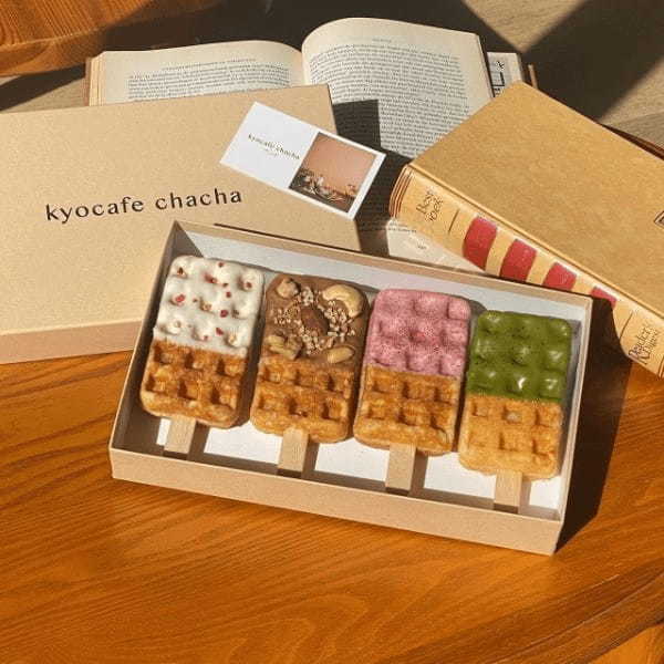 【名古屋タカシマヤに初出店】京都で話題のワンハンドスイーツ 京ワッフルが大京都展に登場！京都の老舗抹茶を使用した名古屋タカシマヤ限定フレーバーも◎｜5/9(火)〜5/15(月)