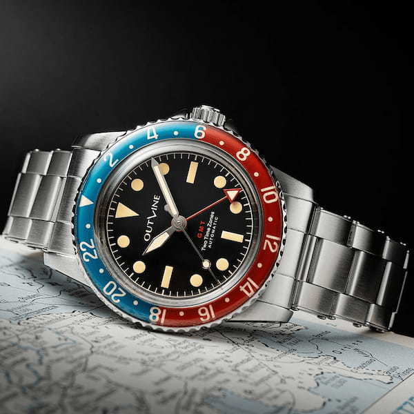【ペプシカラーに38mm径】50年代を思わせるヴィンテージ感がたまらない|OUTLINEニュース no.144
