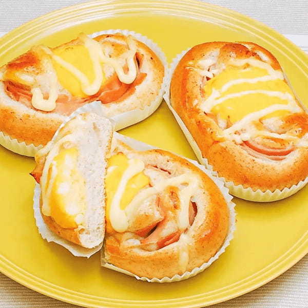 伝統の酒種入り生地使用！「シュガーバター(チョコ)」が登場季節の酒種あんぱんにはラム酒香る「ブルーベリーチーズクリーム」など新商品4種類を２月１日から直営店にて販売