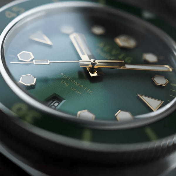 【アンティークテイストの実用ツールウオッチ】オランダ発の時計ブランド、「エイヴィグ（Aevig）」に注目