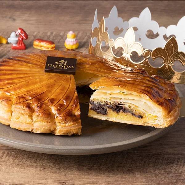 ゴディバのシェフによる、美味しさと楽しさが詰まった新年を祝うフランスの伝統菓子ゴディバ「ガレット デ ロワ」