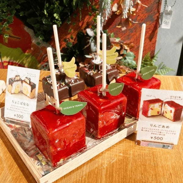 スタイリッシュなフォルムとデコレーションにこだわった新デザート「しかくいシュークリーム」が名古屋市のOCEAN&TERREにて4月6日より発売