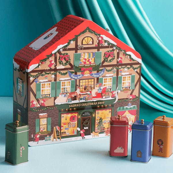 海外のクリスマスマーケット気分を味わおう!クリスマスアイテムが続々登場