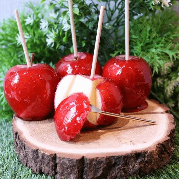 【京都・清水で初のりんご飴専門店】東京やディズニリゾートで行列の「代官⼭Candy apple」が2023年4月1日(土)関西エリア1号店となる清水二寧坂店をグランドオープン!