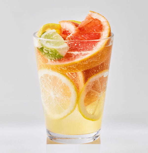 シャリシャリ冷凍果実がゴロゴロ！ザクザク！ゴクゴク飲めるシュワシュワドリンク新発売！シトラスレモネードソーダ・ピーチレモネードソーダの2種登場