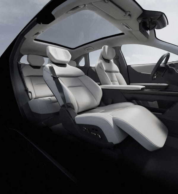 マツダ新型電動クロスオーバーSUV「EZ-60」公開!長安汽車協業でBEV&PHEVを展開、年内に中国で発売予定