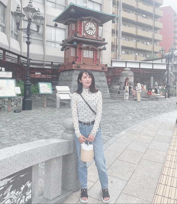 休日の晴れた日はヨンマル日和！レトロ可愛さと丸目に一目惚れ♡MT乗りの美女はキャンプやツーリングが趣味です♪