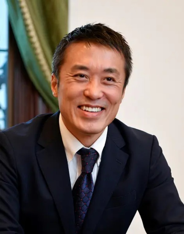 龍谷大学が上司と部下に1000人アンケート 世代間ギャップを埋める方法は「いざかや」と「飴と無視」?