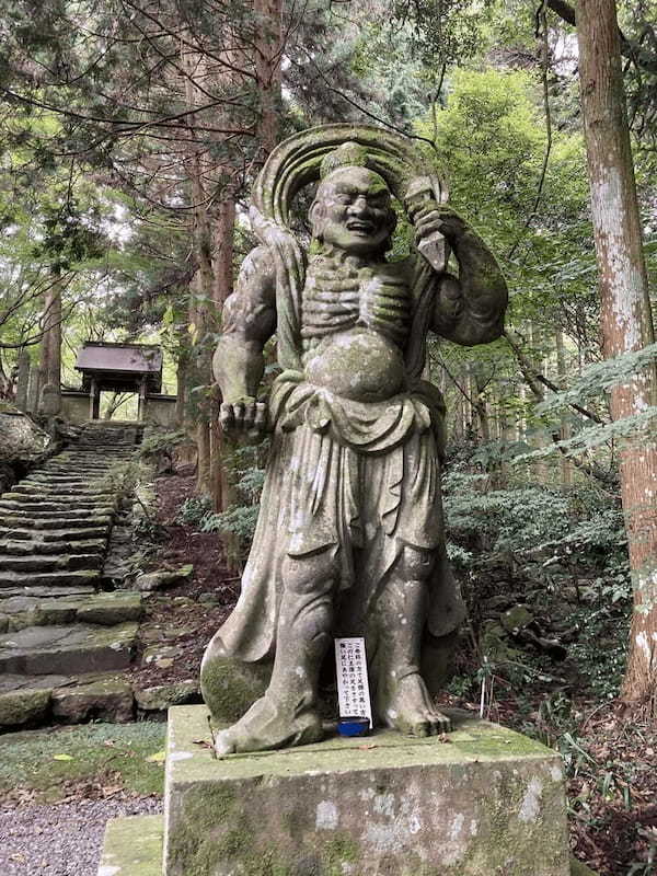 【大分・国東半島・両子寺】森林浴の森 日本100選！深い森の中にある山岳仏教信仰の寺