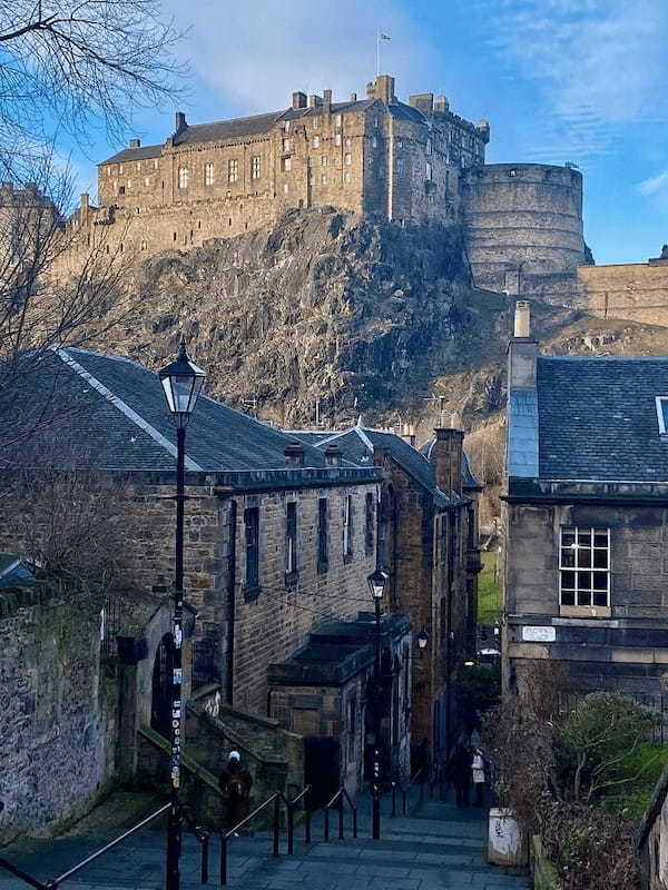 街全体が世界遺産の街、エジンバラの美しい建築とインスタ映えスポットをご紹介