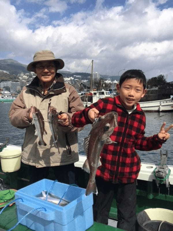 手ぶらでOK！熱海の釣り船「裕海丸」で家族でも楽しめる船釣り体験をしよう！