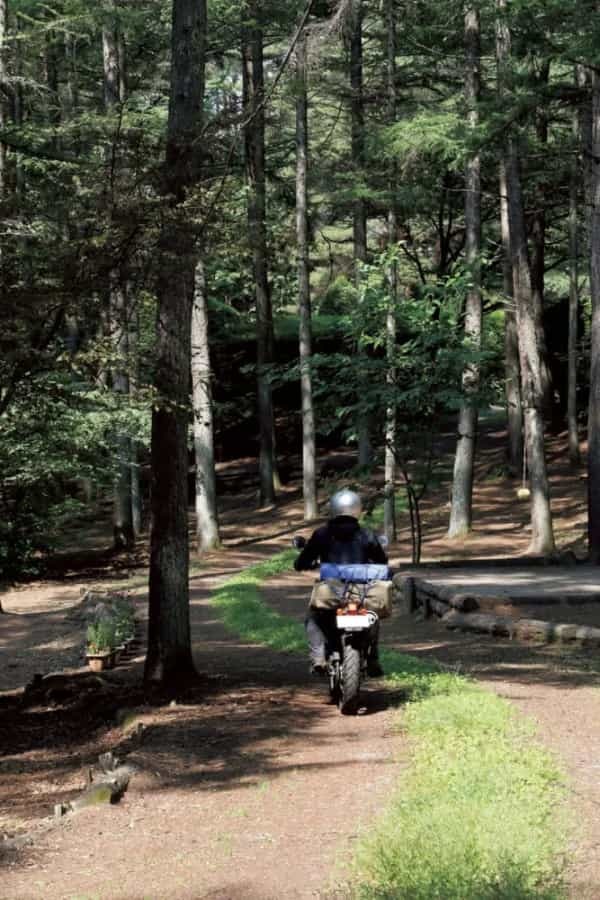 ソロでバイクで行ってきた！ 涼しさ際立つ夏の高原キャンプとは？