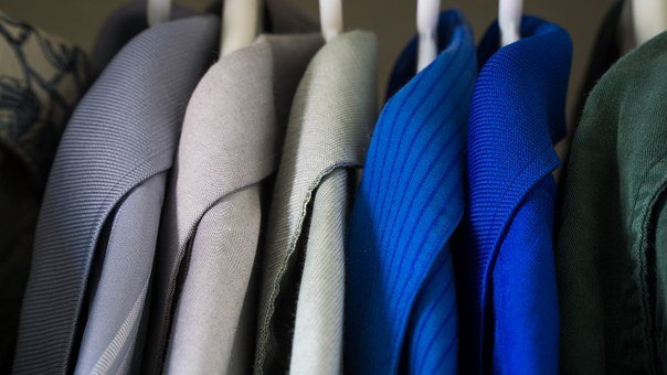 ウォークインクローゼットとは?上手に活用できる収納術をご紹介!