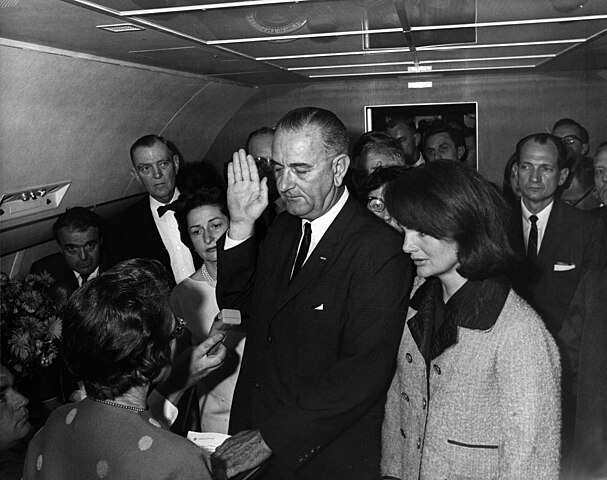 機密解除迫る“JFK暗殺”の真相とは… 単独犯行説を揺るがす5つの陰謀説