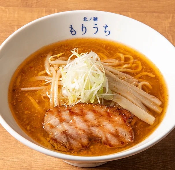 横浜鶴見の北ノ麺もりうちが冬季期間限定メニュー「札幌白味噌ラーメン」を販売開始