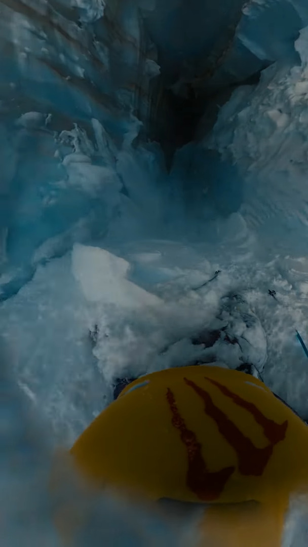 【恐怖映像】澄んだ青空の下、雪山でスキーを楽しんでいたはずが・・絶体絶命のピンチに！！