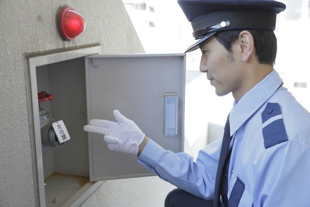 【施設警備】はきつい？楽？仕事内容などリアルに解説！