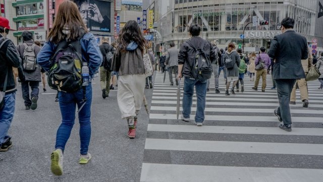 お金の心配をすべきなのは「高齢者」よりも「若年層」