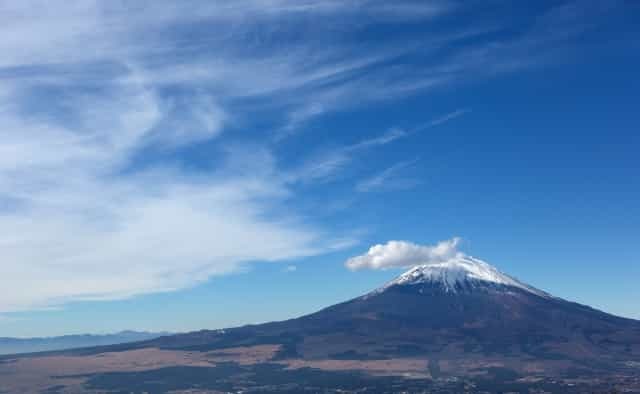 週末にオススメ！関東の日帰りハイキングスポット10選