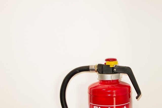 1月19日は「家庭消火器点検の日」！消火器は万が一の時使える状態になっていますか？