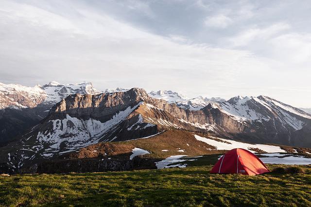 【テント泊登山講座】テント場の種類を知ろう。初心者におすすめのスポットもご紹介。