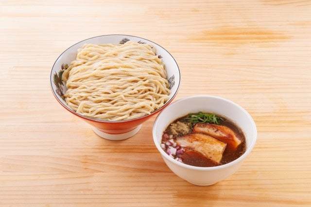 【悠然と咲く蓮華のように感動的で豊かなダシを味わう】中華そば レンゲ２０２４年１月１２日（金）NEW OPEN！