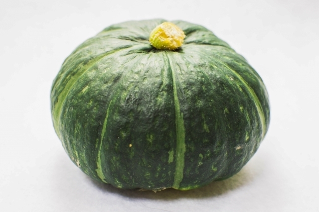 かぼちゃを英語で「パンプキン（pumpkin）」というのは間違い！？かぼちゃの種類と名前の由来などを解説