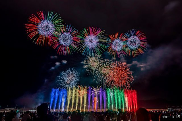 岩手の空に咲く15,000発以上の花火｜陸前高田市『三陸花火大会2022』