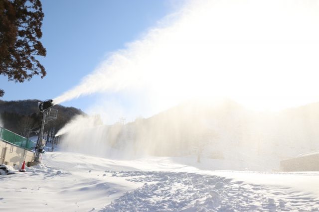 スキーシーズン到来！滋賀・グランスノー奥伊吹に初冠雪 12月18日オープン予定