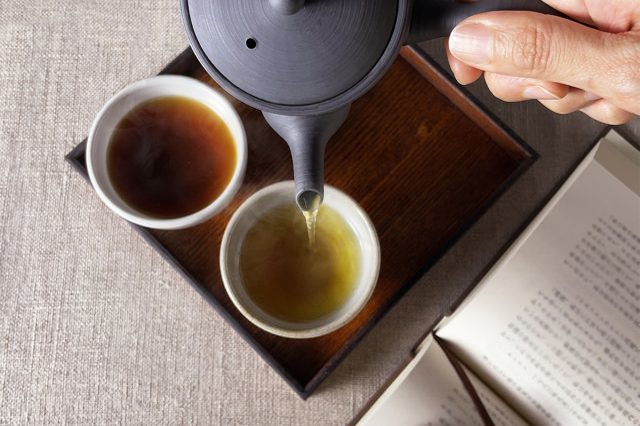 本格派ティーストアTHE ALLEYより限定茶葉「十里烏龍」「彼岸紅茶」を販売