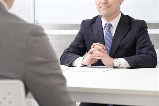 仕事が辛いときの乗り越え方は？原因と解決策を知って状況を変えるには？