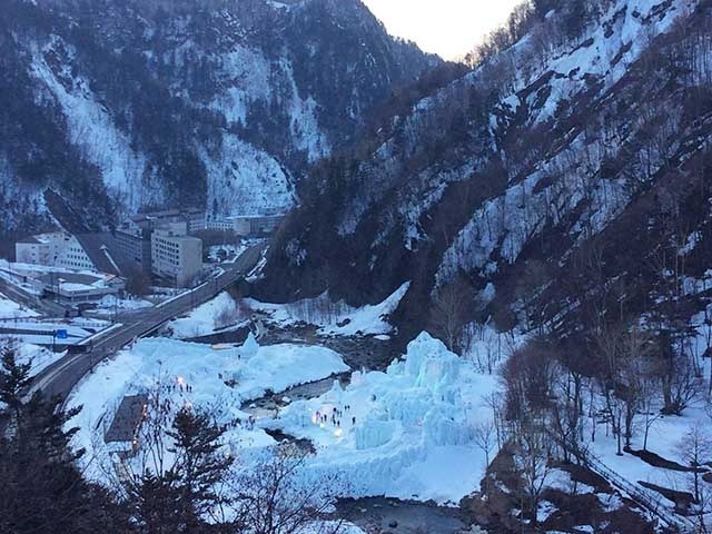 冬季限定！層雲峡氷瀑まつり