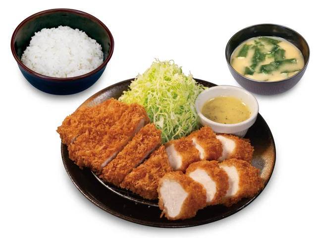 【松のや】やわらかヘルシーなかつが登場「チキンむねかつ」新発売