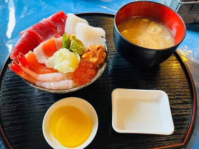 釧路の朝ごはんはここ！地元民も通う『釧ちゃん食堂』