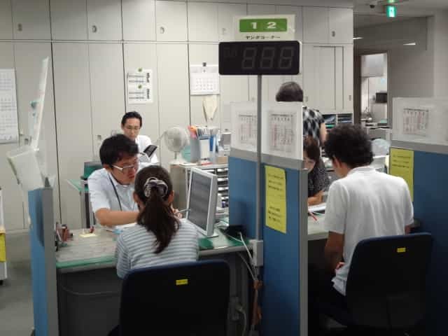 ハローワークで働く職員の仕事内容は?雇用形態と求人の探し方を解説!
