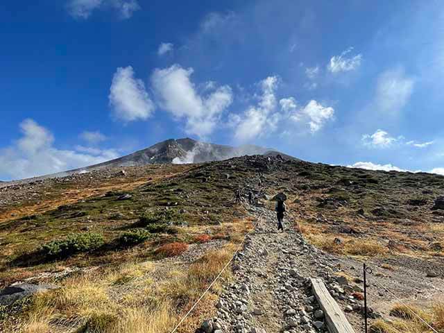 大自然！北海道の雄大な山々