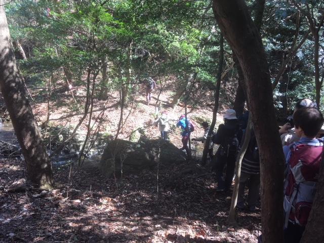 ～大阪を歩く～池田市から箕面市へ（五月山・六個山ウォーク）