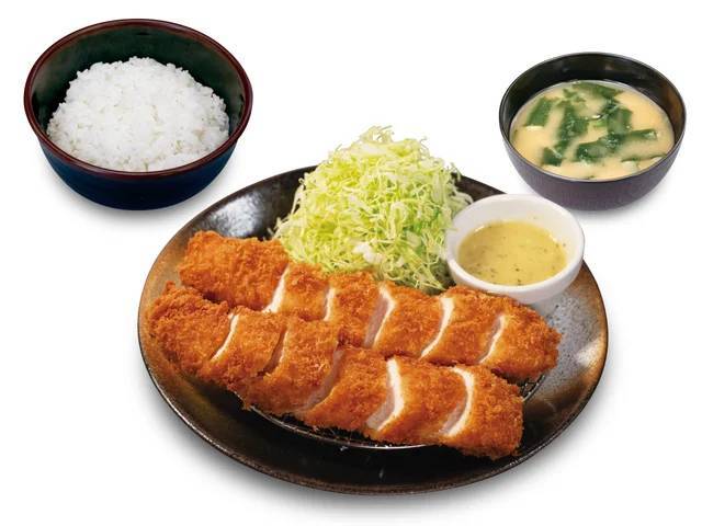 【松のや】やわらかヘルシーなかつが登場「チキンむねかつ」新発売