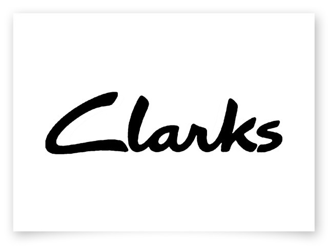 ミドルエイジの休日ファッションを格上げ。「クラークス（Clarks）」があれば、カジュアルコーデの幅が広がる。