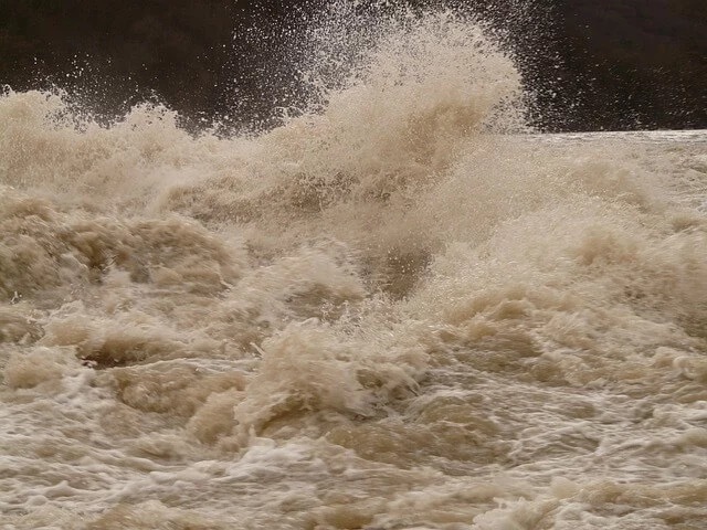 雨の前後の登山では「鉄砲水」に注意！自然現象を把握して危険から身を守ろう！