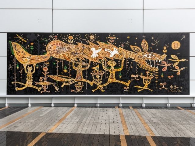 アートに触れる日常を|渋谷ヒカリエデッキ「壁面アートプロジェクト」を楽しむ