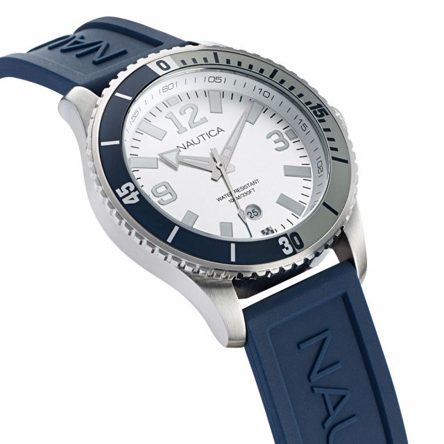 ダイバーズウォッチデザインを踏襲!NAUTICAのマリンテイストなウォッチ