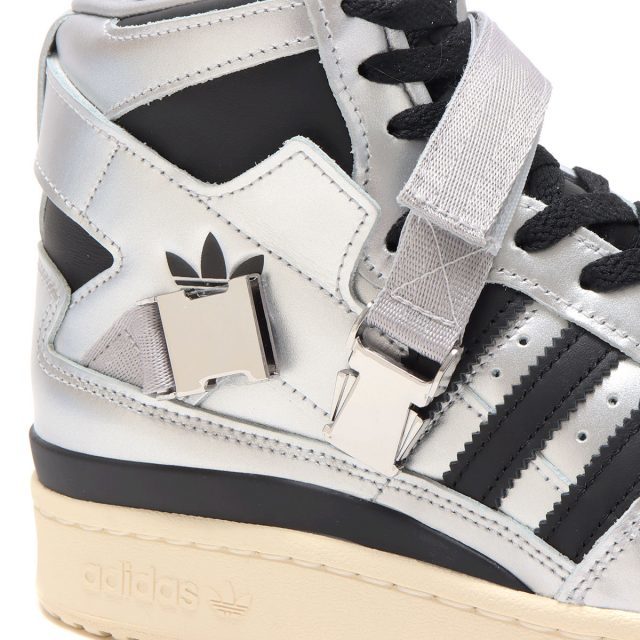 クラブにフォーカス!atmos×adidas Originalsコラボスニーカー