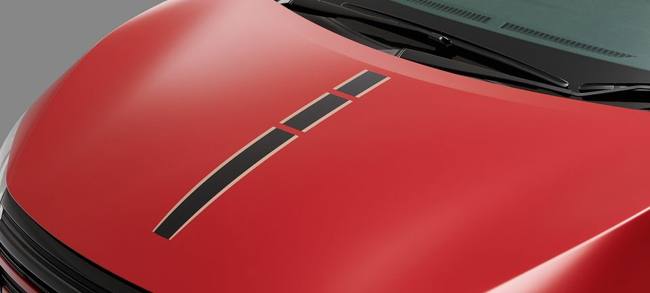 日産の創立90周年を記念したサクラ／リーフ／ノート／ノート オーラ／セレナのアニバーサリーモデルが登場
