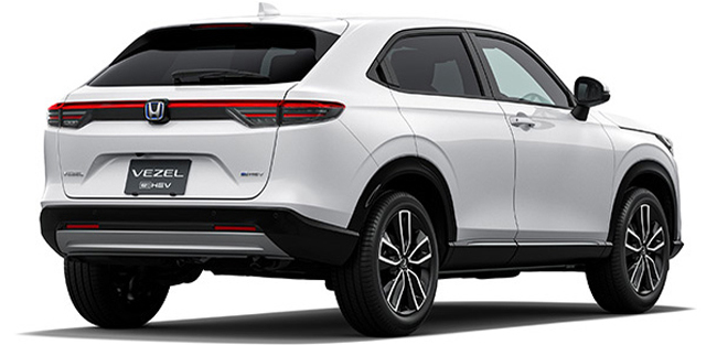 ホンダ・ヴェゼルがマイナーチェンジ。e:HEV Xにアウトドア志向の「HuNTパッケージ」を、e:HEV Zにスタイリッシュな「PLaYパッケージ」を新設定