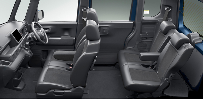 日本のベストセラーカーのホンダN-BOXがフルモデルチェンジ。軽スーパーハイトワゴンとしての総合力を一段とレベルアップ