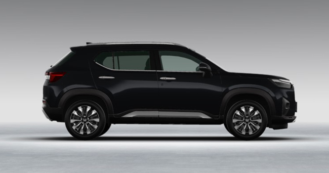 ホンダが2024年春の発売を予定する新型コンパクトSUV「WR-V」を先行公開