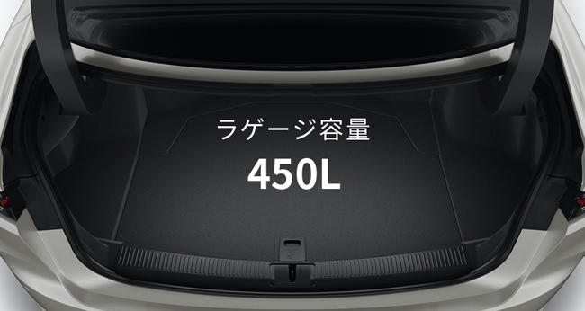 「ニューフォーマル」という新たな価値観に挑戦した新型トヨタ・クラウンのセダンモデルが待望の市場デビュー