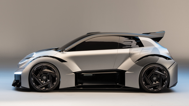 日産デザインヨーロッパがデザインセンター設立20周年を記念して企画した新コンセプトカーの「コンセプト20-23」を披露
