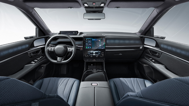 ホンダが中国市場に投入する新型EVの「烨(yè:イエ)シリーズ」を発表